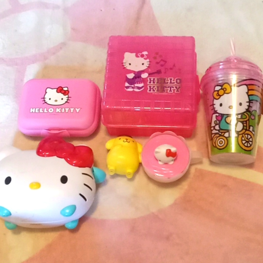 Small hello kitty bundle